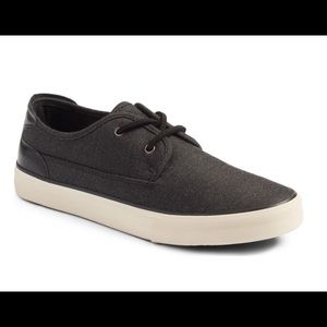 NWT Andrew Marc Morris 9.5 Black/Bone Casual Shoes